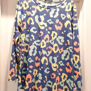 Light Multicolored Leopard Top NWOT